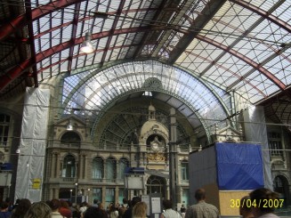 Staţia de cale ferată (Centraal Station)6-6-6
